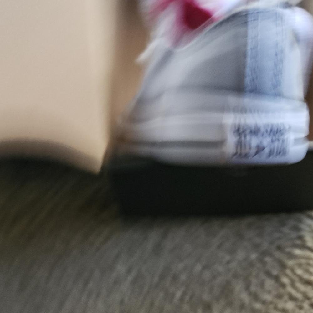 Converse Kids' Sneakers in Gray and Red - Picture 10 of 12